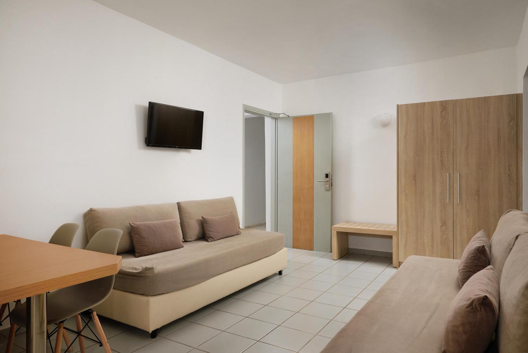 Acropolis Apartments Limenas Chersonisou Exterior foto