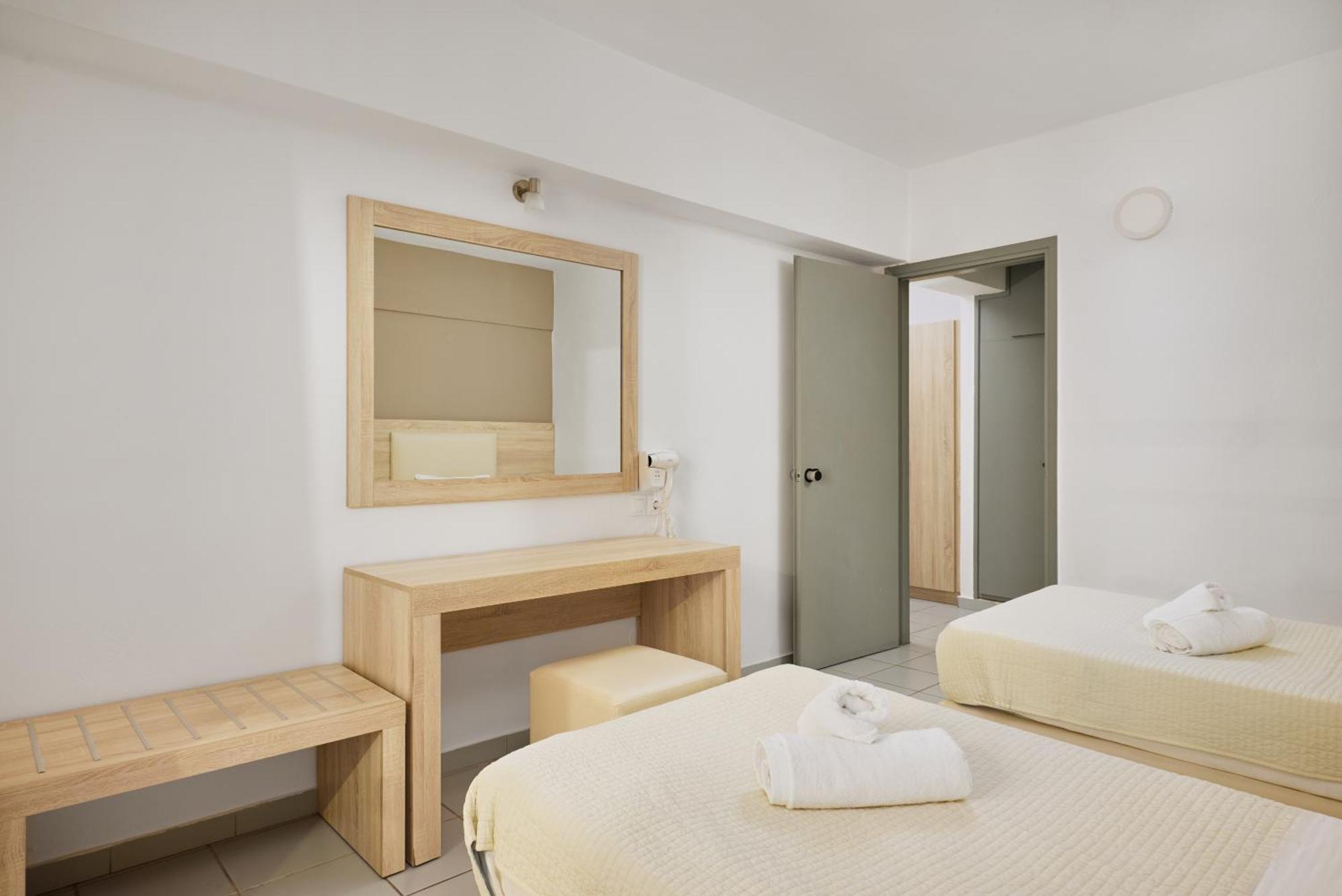 Acropolis Apartments Limenas Chersonisou Exterior foto
