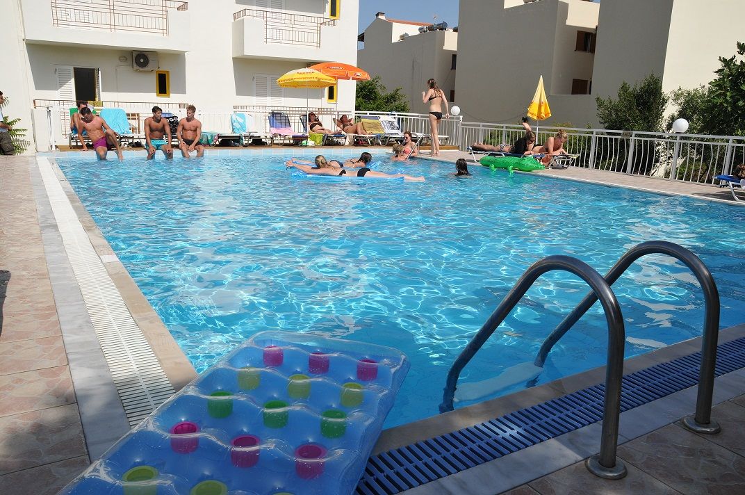 Acropolis Apartments Limenas Chersonisou Exterior foto