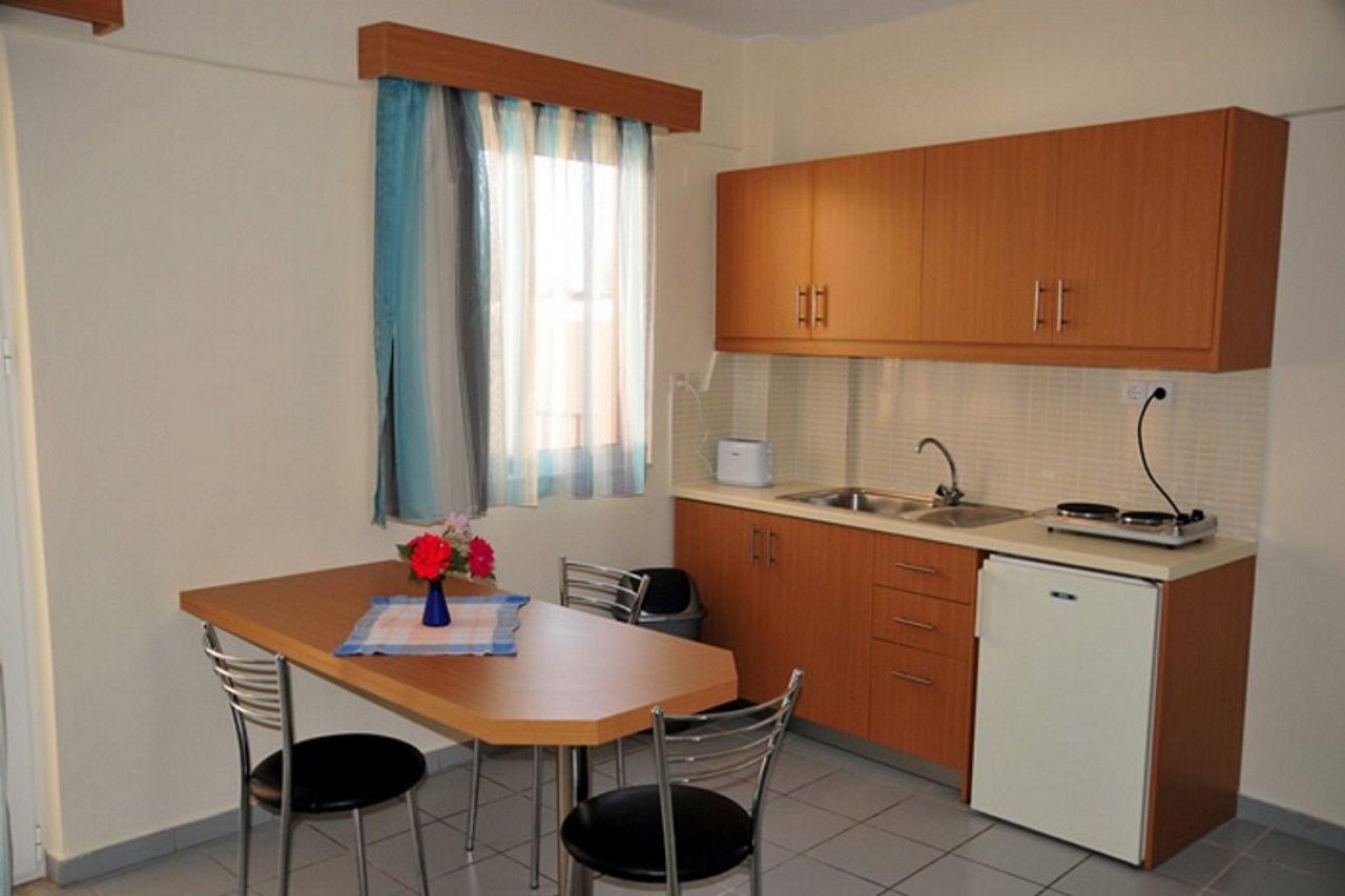 Acropolis Apartments Limenas Chersonisou Exterior foto